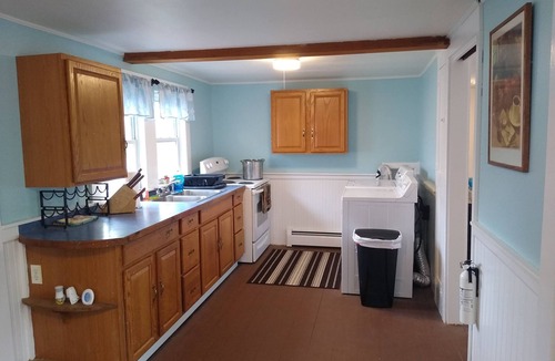 Wellfleet House | PROMO 5% MONTHLY DISCOUNT! The Napoleon House at Wellfleet Center