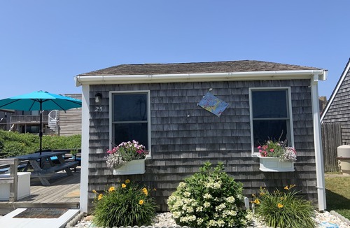 Provincetown Cottage | PTown Carnival 17-19 Aug!Outdoor shower,parking,two decks, pool, steps to beach.