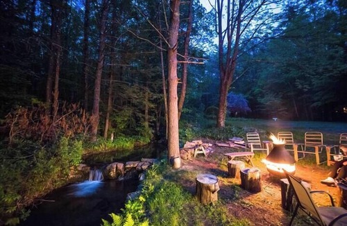 Intervale House | Pumpkin Hollow House/HotTub/Prvt Brook/Large Yard