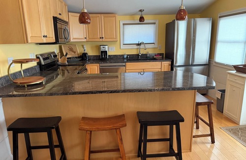 Gilford House | Quaint 2-bedroom house overlooking Lake Winnipesaukee in welcoming Gilford