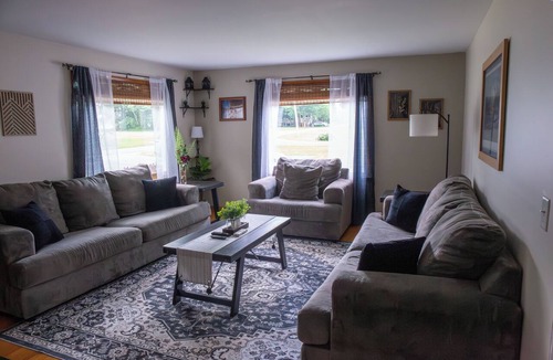 Rome Other | Quaint 4-bedroom farmhouse with a view!