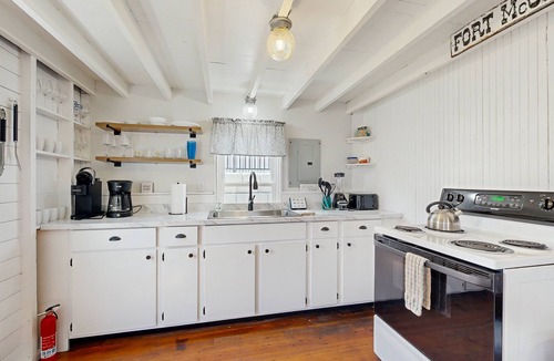 Wells Beach House | Quaint Cottage with Lobster Pot, Modern Amenities, and Several Beaches Nearby