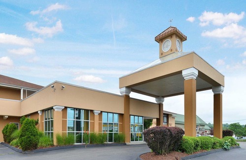 The Centre Hotel | Quality Inn East Haven - New Haven