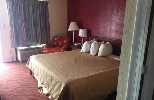 Thomson Hotel | Quality Inn Thomson