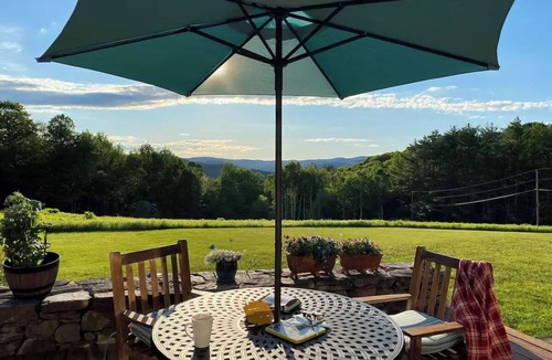 Hartford House | Quechee House: Hot tub, Sauna & Mountain Views