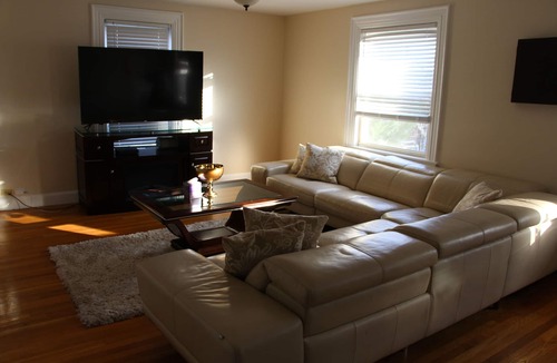 Malden Condo | Quiet and spacious 2 floor-3 bedroom condo
