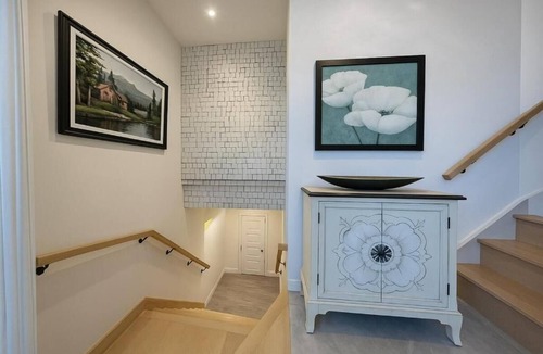 Saint-Philippe House | Quiet&Comfort Entire New house, near MTL, Parking