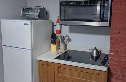 McIndoe Falls Apartment | Quiet Country Pet Friendly 1BR Apartment w/AC & Self Check-In