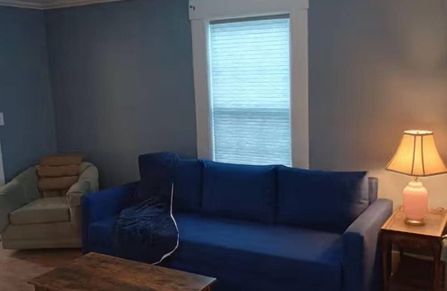 McIndoe Falls Apartment | Quiet Country Pet Friendly 1BR Apartment w/AC & Self Check-In