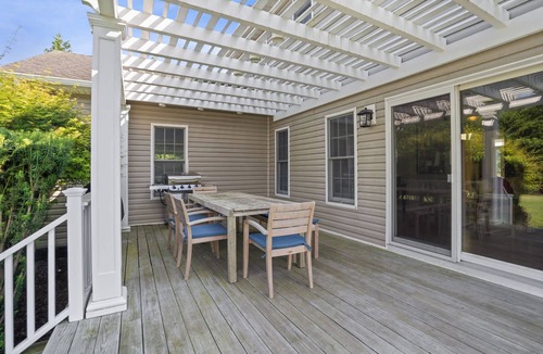 Town of Southold Town House | Quiet East Marion Home | Large Yard, Near Greenport