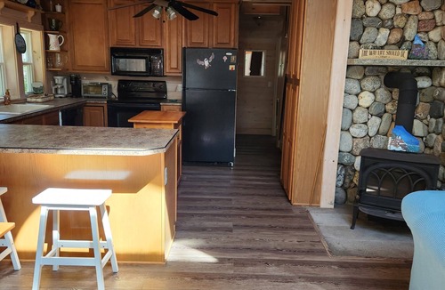 Searsport Cottage | Quiet Lakeside cottage in Searsport