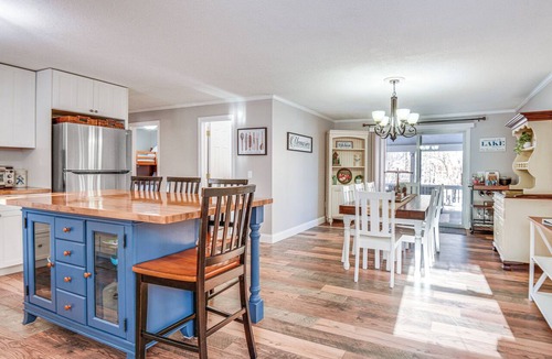 Locke Lake Colony Cottage | Quiet New Hampshire Getaway w/Game Room!