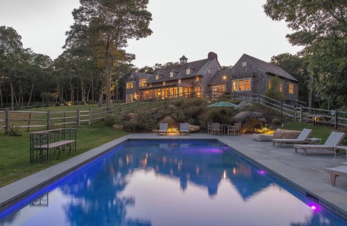 East Hampton House | Quiet, private East Hampton home with pool close to Round Swamp