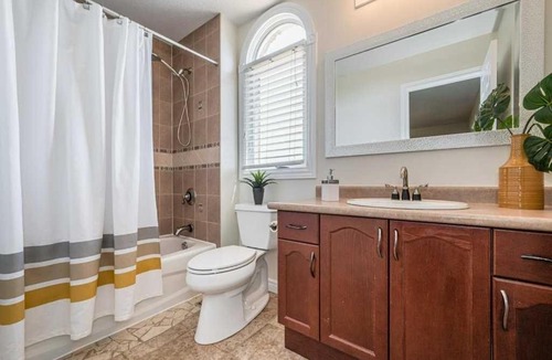 Grand River South House | Quiet Room 2 in kitchener
