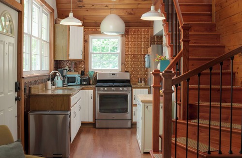 Town of East Fishkill Cottage | Quiet Solitude with Firepit, Electric Stove & Private Deck
