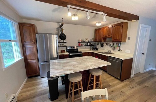 Bass Harbor House | QUIETSIDE by LIGHTHOUSE - on a 2 acre wooded lot.