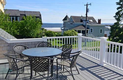 Kennebunk House | Quintessential Beach House at Gooch's