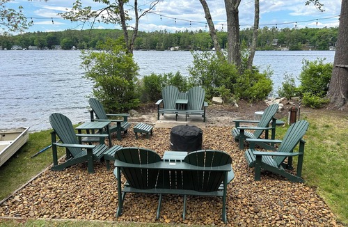 Mirror Lake Cabin | Quintessential Lake House on Winnipesaukee