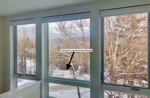 Bretton Woods Villa | R21 Completely Renovated Bretton Woods Condo, AC, Unbeatable Ski-in Ski-out Location! Fast Wifi