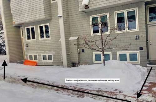 Bretton Woods Villa | R5 Completely renovated Bretton Woods condo, AC, unbeatable SKI-IN SKI-OUT location! Fast wifi!
