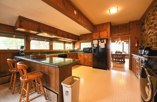 Raymond Cottage | Rare 4-Home Compound on Sebago Lake Peninsula With 360° Views