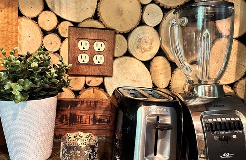 Stoneham House | Real Treehouse Adventure | Rustic meets Luxury