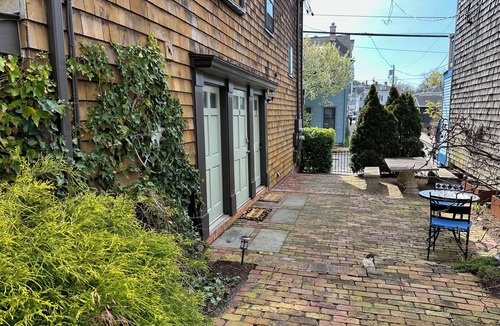 Off Broadway Apartment | Recently Renovated 2 Bed 1 Bath (Dog Friendly) Apartment in the Broadway Neighborhood