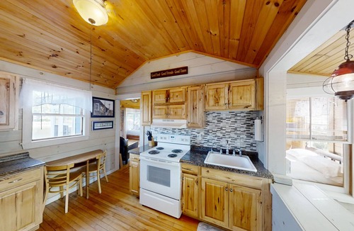 West Bath Cottage | Recently renovated cottage just steps to the waters edge deck, and dock along the New Meadows River.