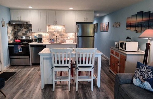 Provincetown Condo | RECENTLY RENOVATED 2 BEDROOM CONDO WITH DECK & OFF STREET PARKING CLOSE TO BEACH