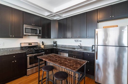Foxcroft Square Apartment | “Red” 2-bedrm Apt in Jenkintown w/Free Parking