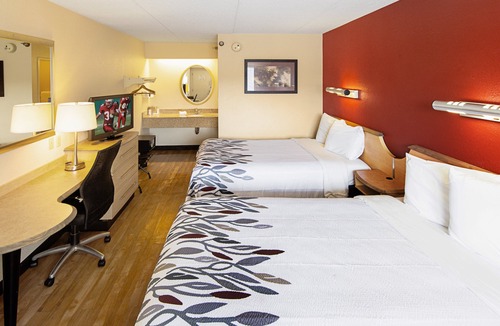 Milford Hotel | Red Roof Inn Milford - New Haven