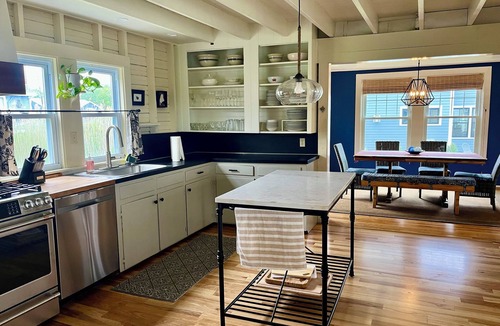 Kennebunk House | Reduced price! June 23-July 3 On Gooch Beach - Sleeps 8