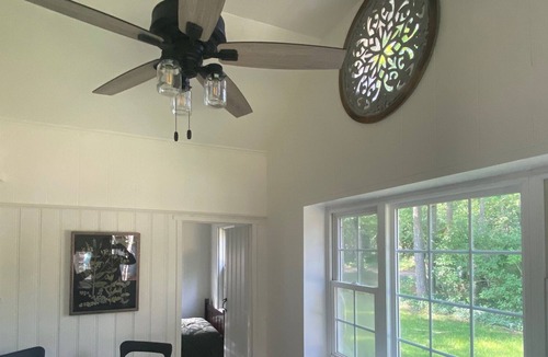 East Quogue Cottage | REFRESHING COTTAGE WITH NATURE VIEWS