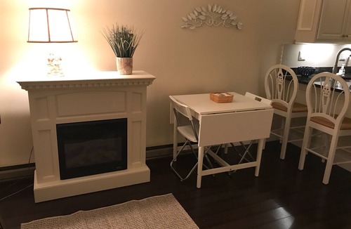Ogunquit Condo | Relax and get away! Beautiful upscale condo with pool near OGT Village and Beach