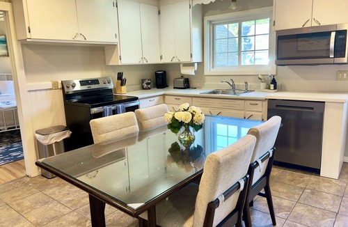 Ocean Park Condo | Relax and unwind in our 4 bedroom beach condo.