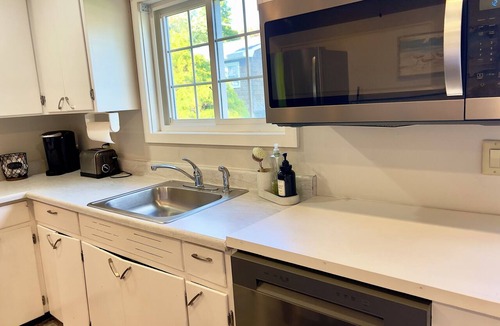 Ocean Park Condo | Relax and unwind in our 4 bedroom beach condo.