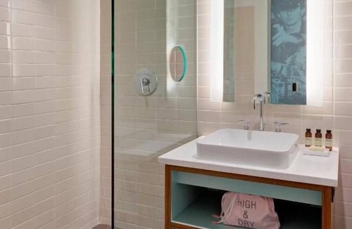 West Fens Hotel | Relax and Unwind! Near Boston Common! Pets are Welcome! Valet Parking, Pool!