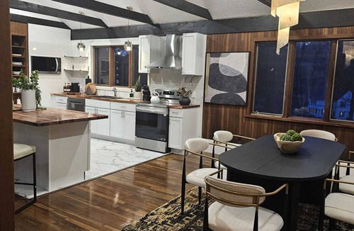 Wrentham House | Relax in Style: Spacious 4-Bedroom Retreat in Wrentham.