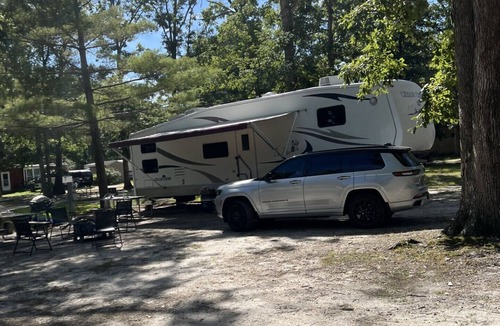Landisville RV Rental | Relax, Unwind, and Enjoy Your Stay at Our All-Season RV Escape