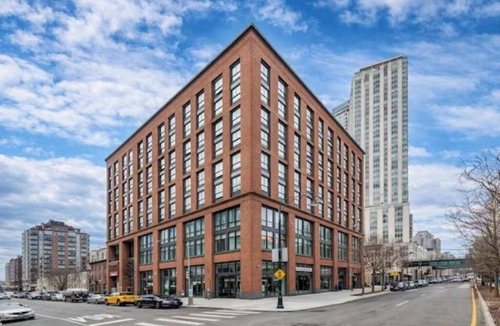 Hunters Point Apartment | Relaxing 1 Bedroom Retreat Near Empire State Building - 3.1 miles away