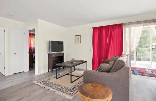 Town of Copake House | Relaxing 2BR Lakehouse by CozySuites