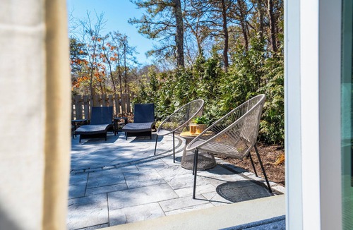 North Truro House | Relaxing Truro Cottage with Private Patio Near Beaches