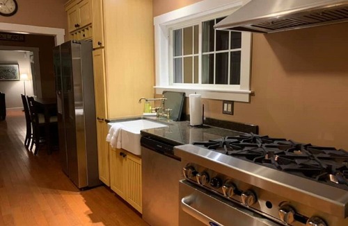 Campton House | Remodeled Farmhouse close to hiking, skiing, golf and lakes