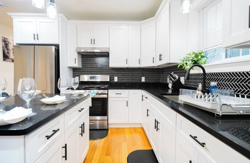 Worcester Apartment | Renovated 4BR Worcester Home Pet-Friendly near I-290 & Parks 16-1