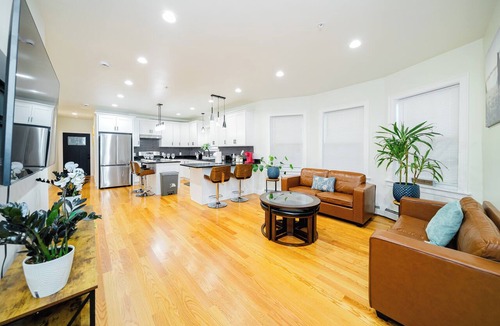 Worcester Apartment | Renovated 4BR Worcester Home Pet-Friendly near I-290 & Parks 16-1