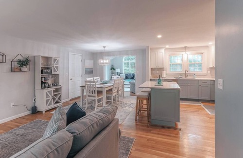 East Dennis House | Renovated Cape Cod Retreat