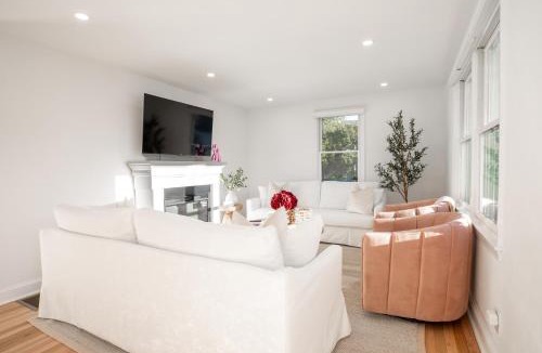 Fairfield House | Renovated Cape Near Beach with Fire Pit