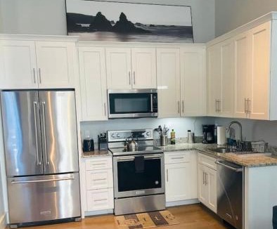 Old Port House | Renovated Exchange St. Loft with Free Parking