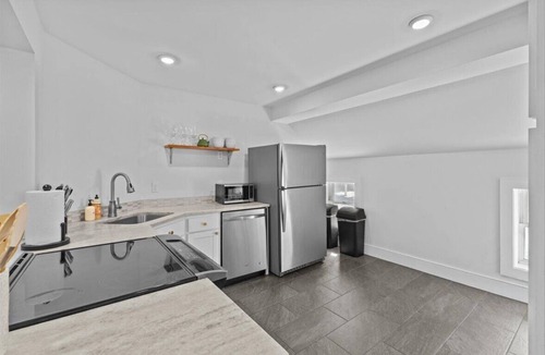 Stowe Village Historic District Apartment | Renovated Historic Carriage House on Stowe Main Street, Walk to Everything