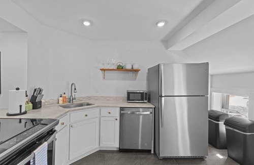 Stowe Village Historic District Apartment | Renovated Historic Carriage House on Stowe Main Street, Walk to Everything